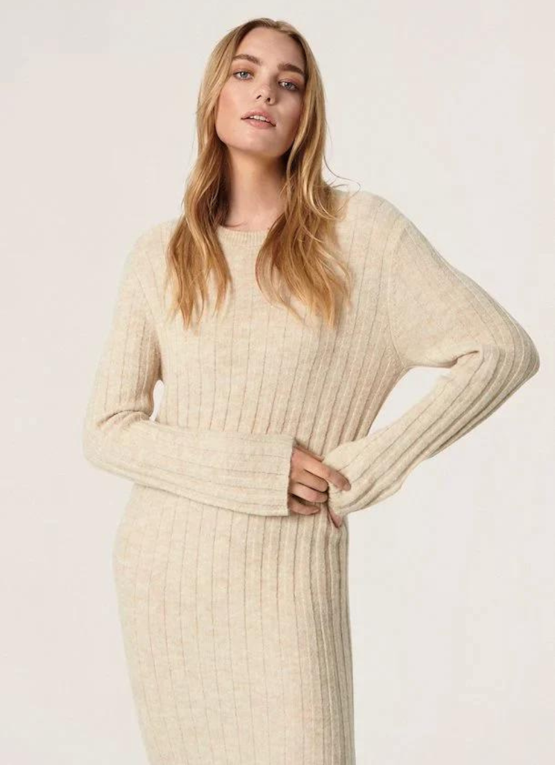 Robe Rakel à col en V