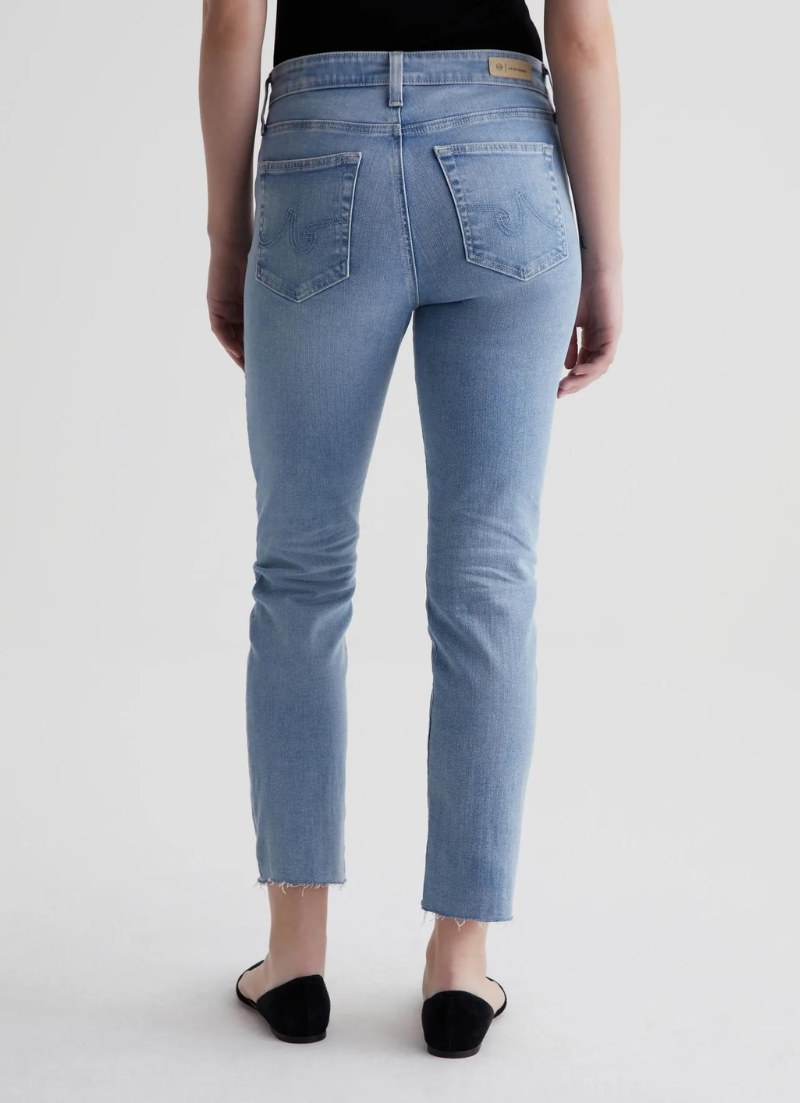 Mari High-Rise Slim Straight Crop