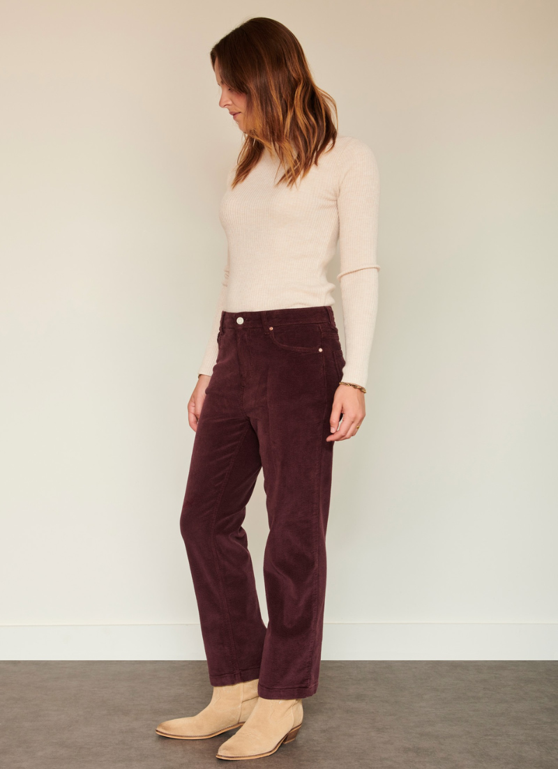 Le pantalon en velours côtelé Linda