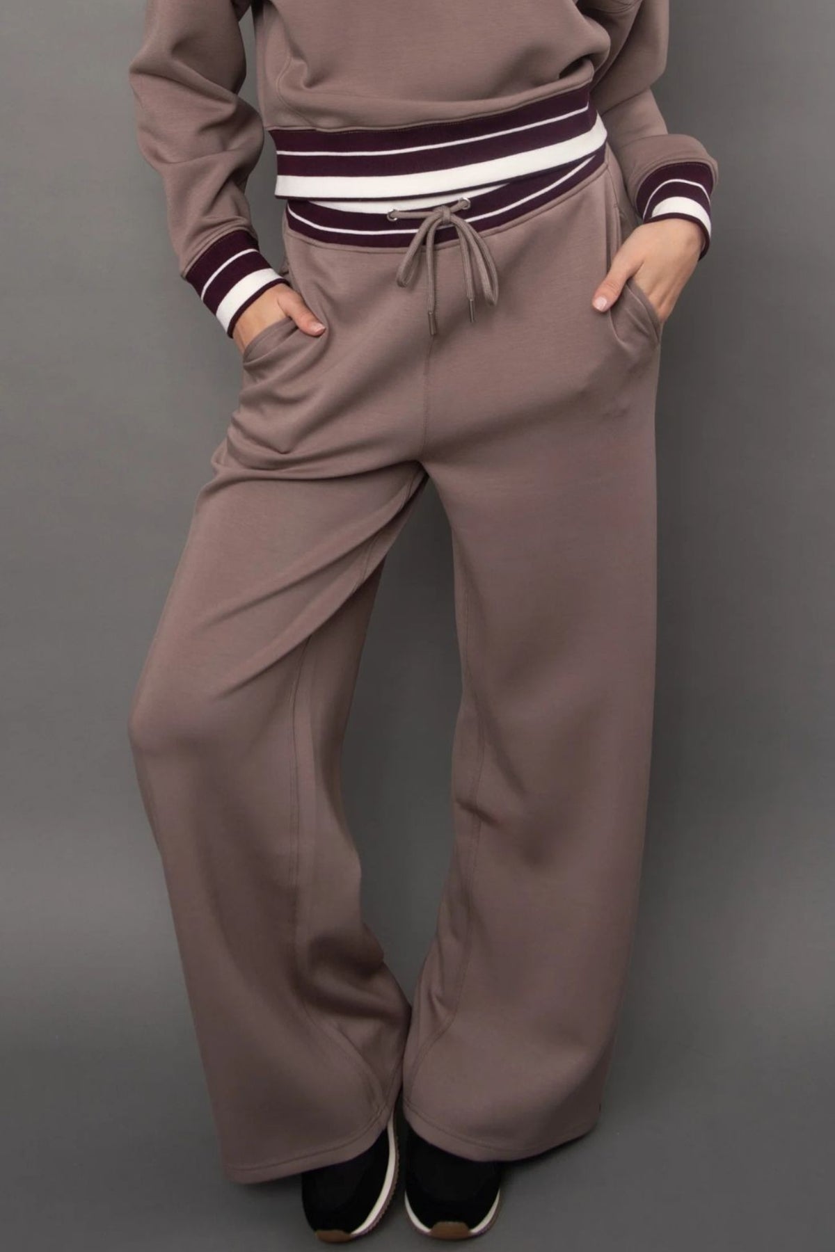 Erika Athletic Wide Leg Pant