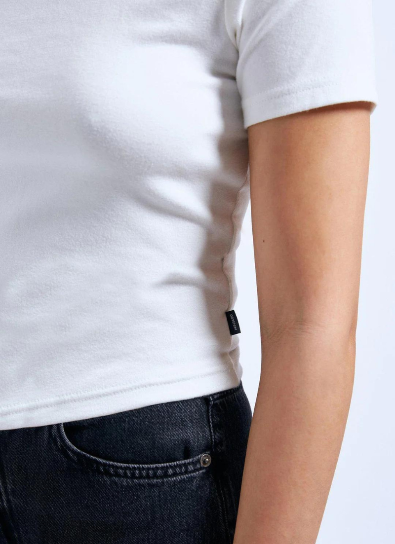 Nina Tee