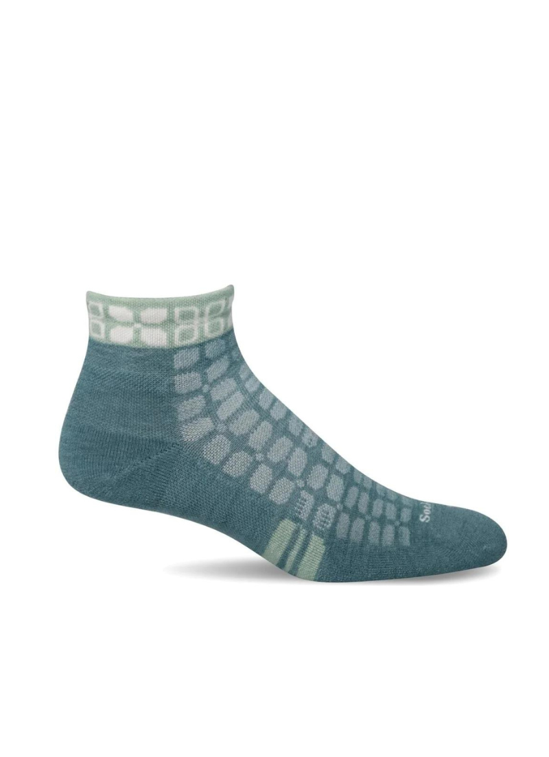 Boost Quarter | Firm Compression Socks