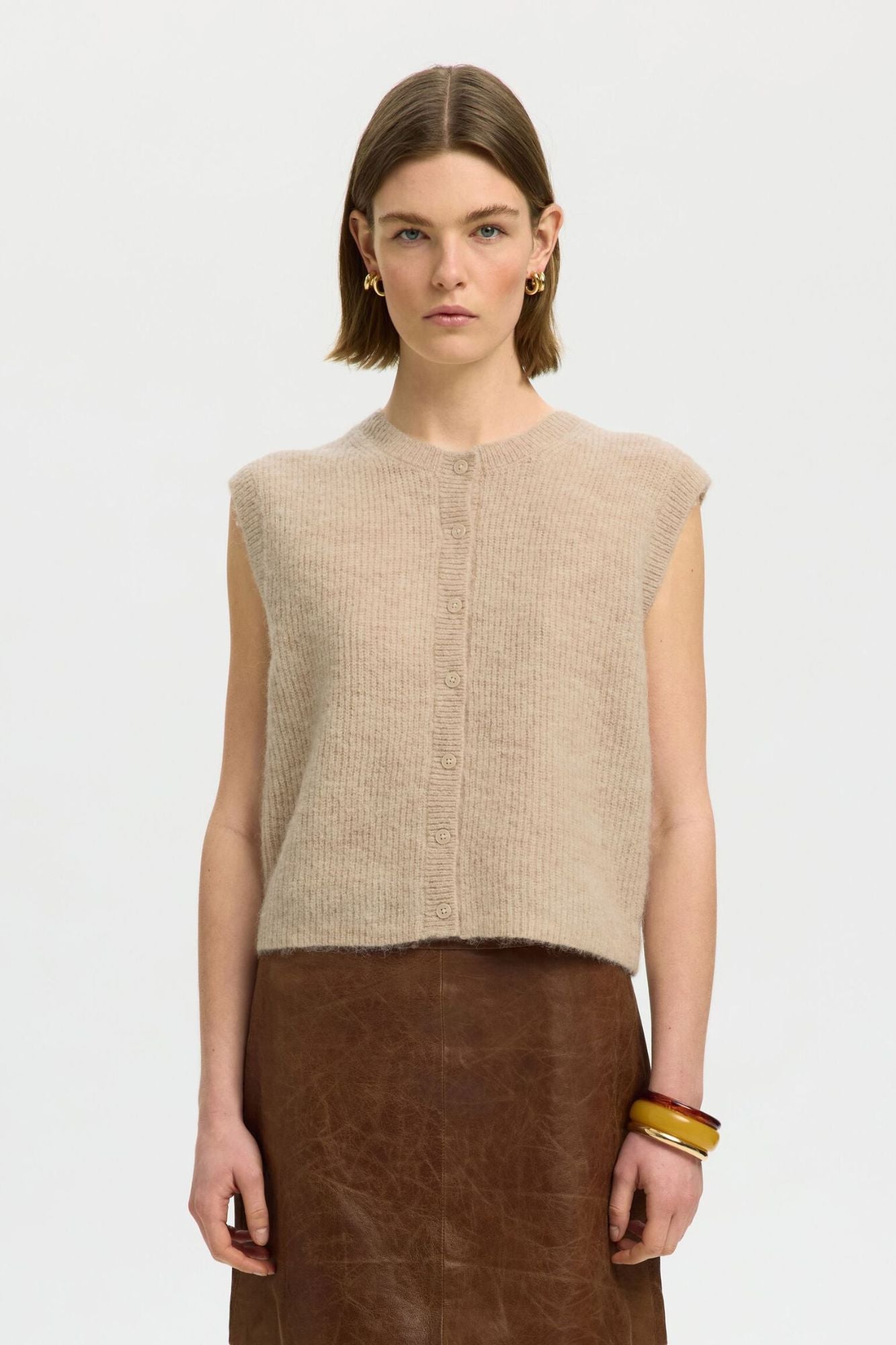 Lulu Button O-Neck Vest
