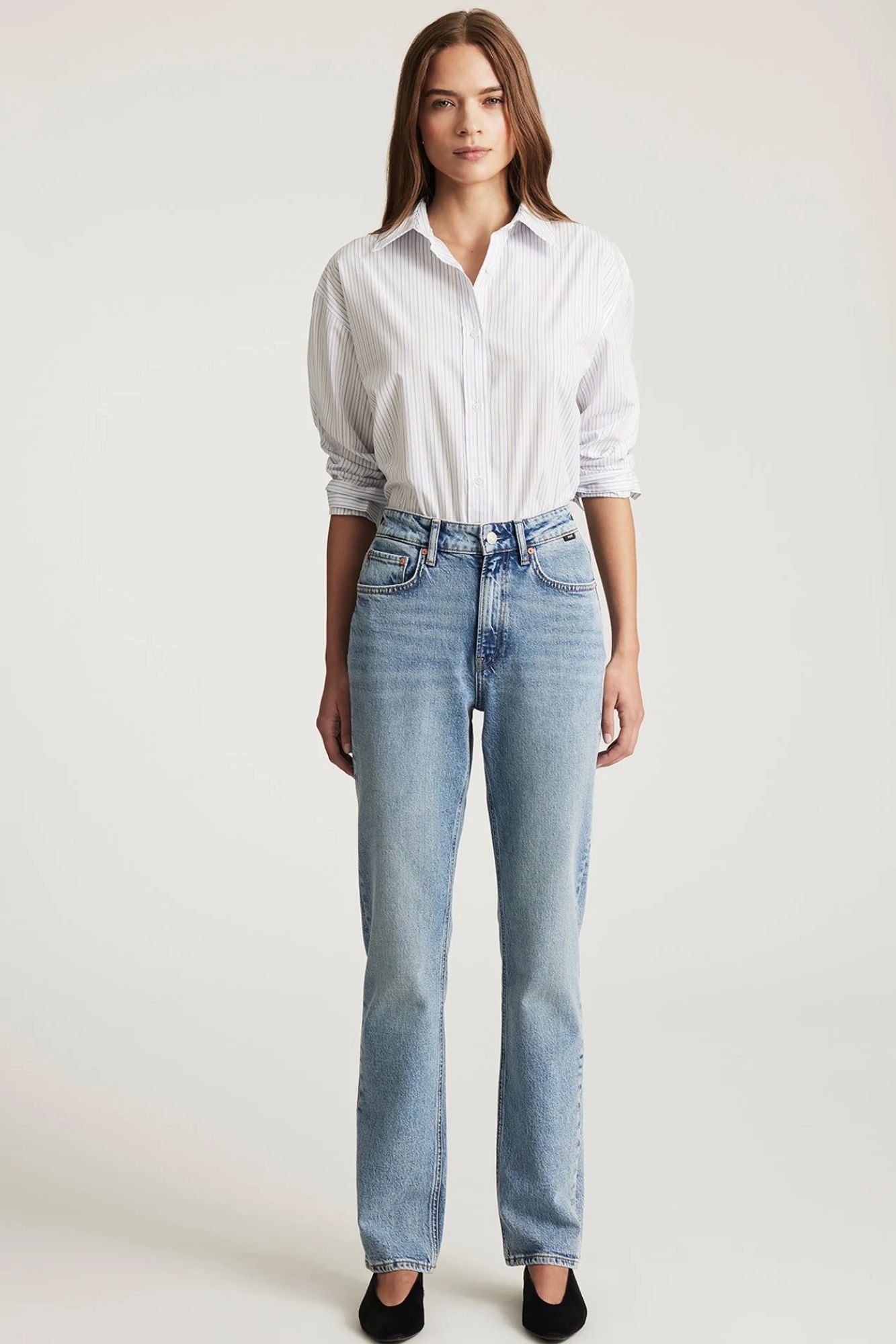 New York Straight Leg Jeans