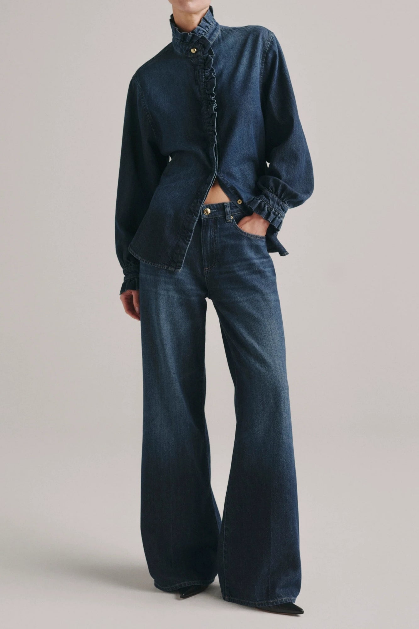 Alex Baggy Wide Leg Low Rise 32"