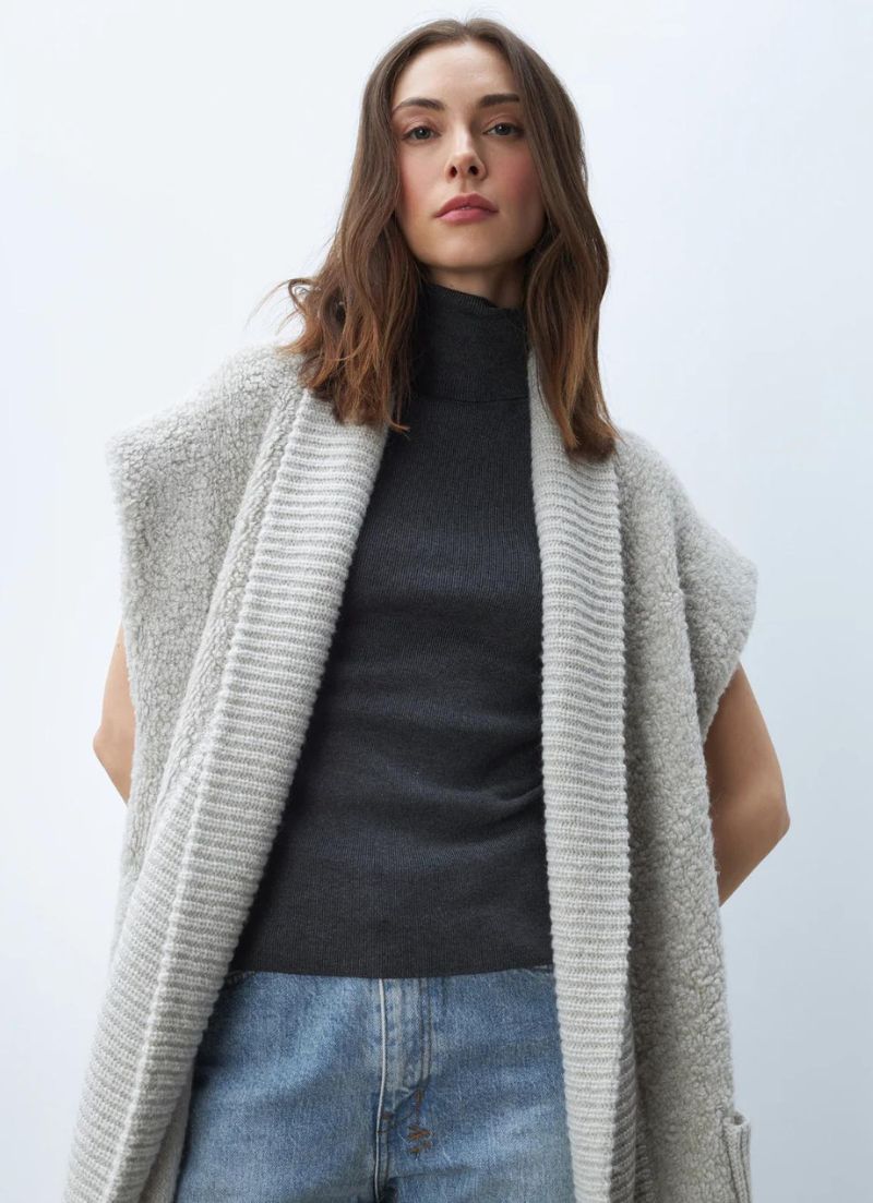 Emilia Knit