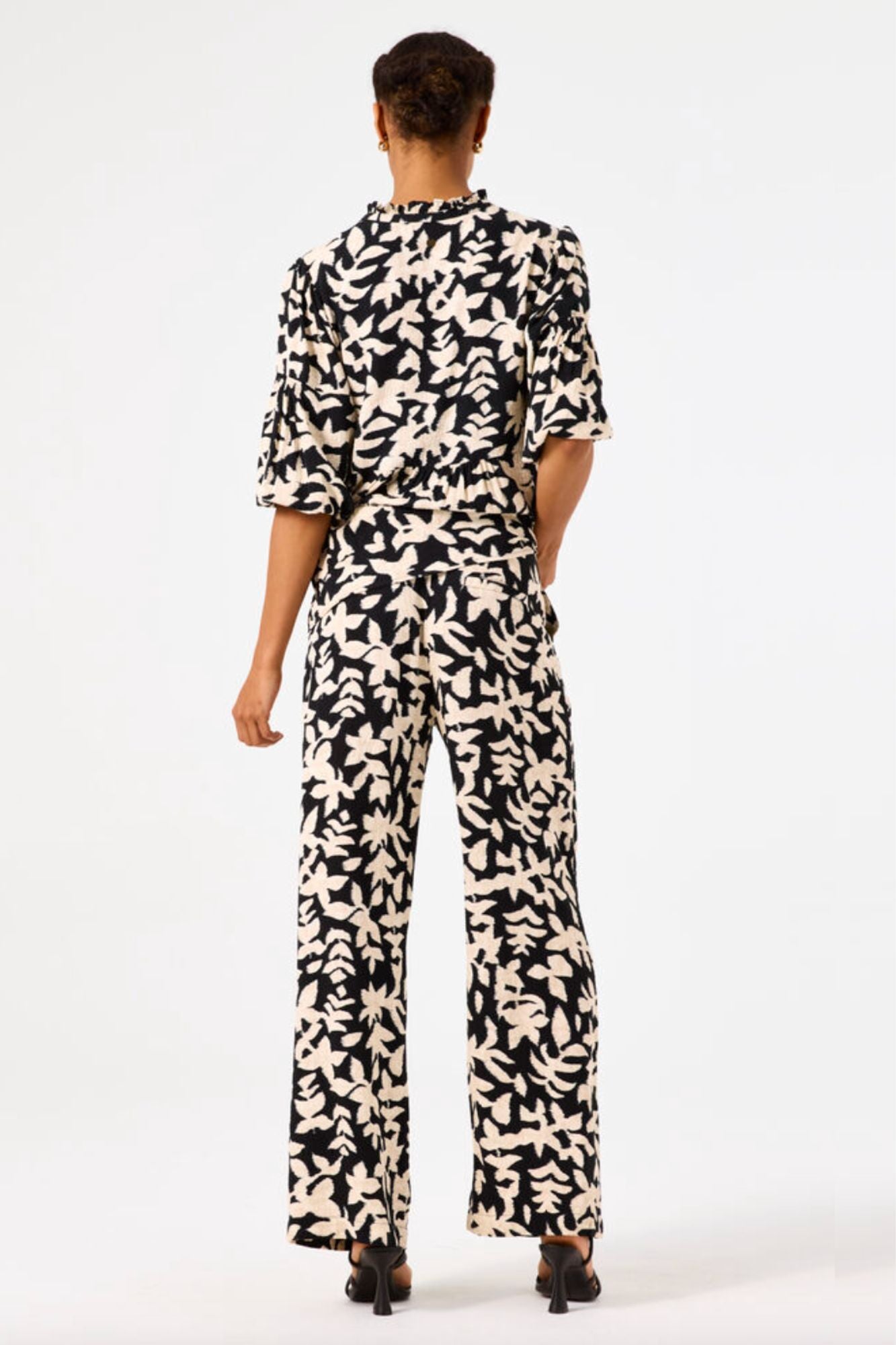 Nellie Top