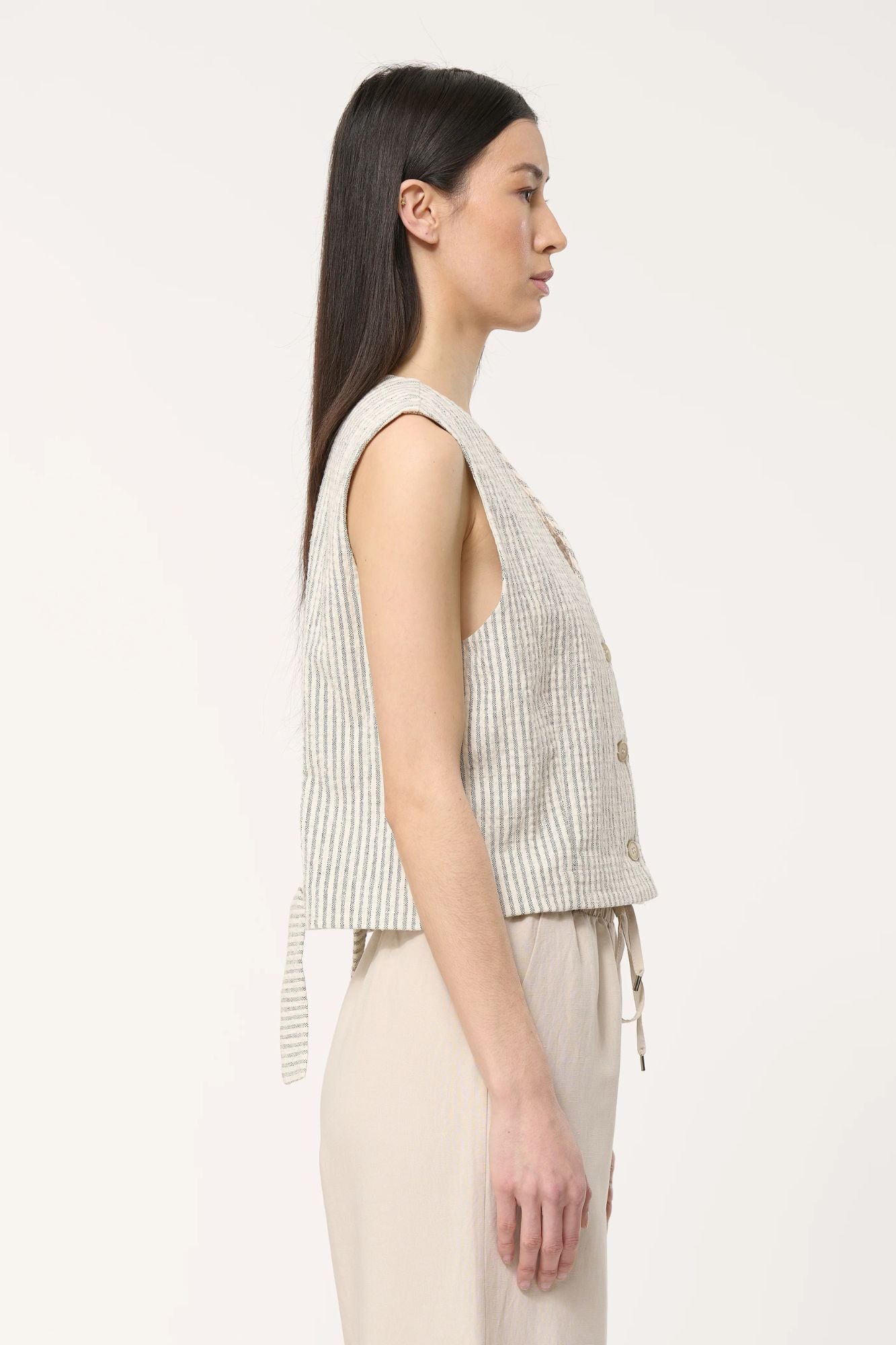 Jasha Vest