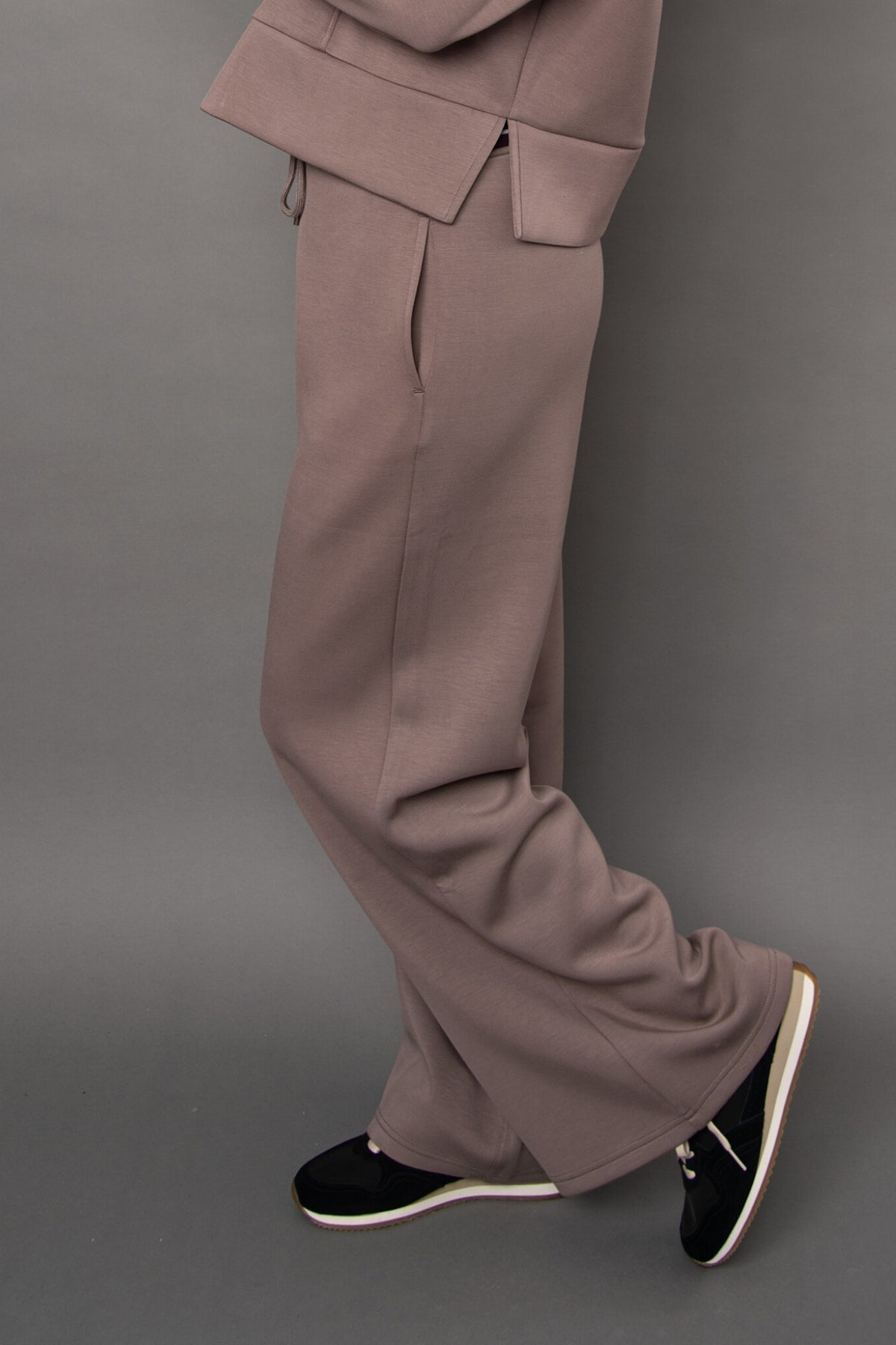 Erika Athletic Wide Leg Pant