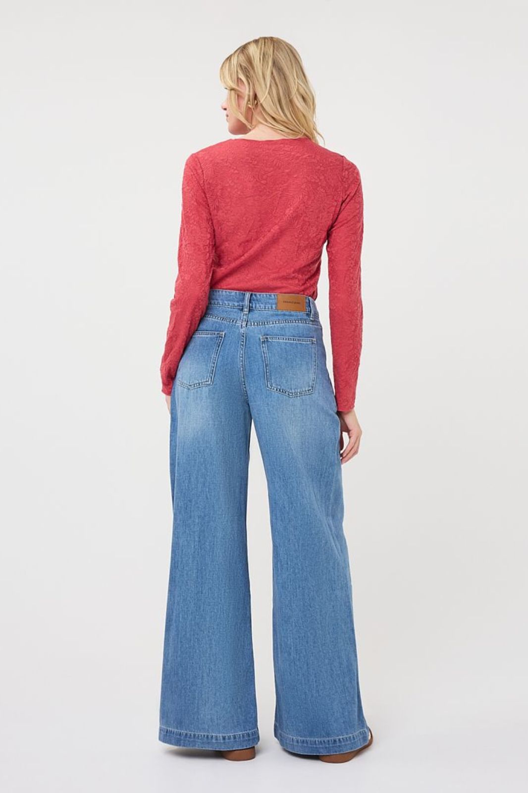 Wide Leg Jean