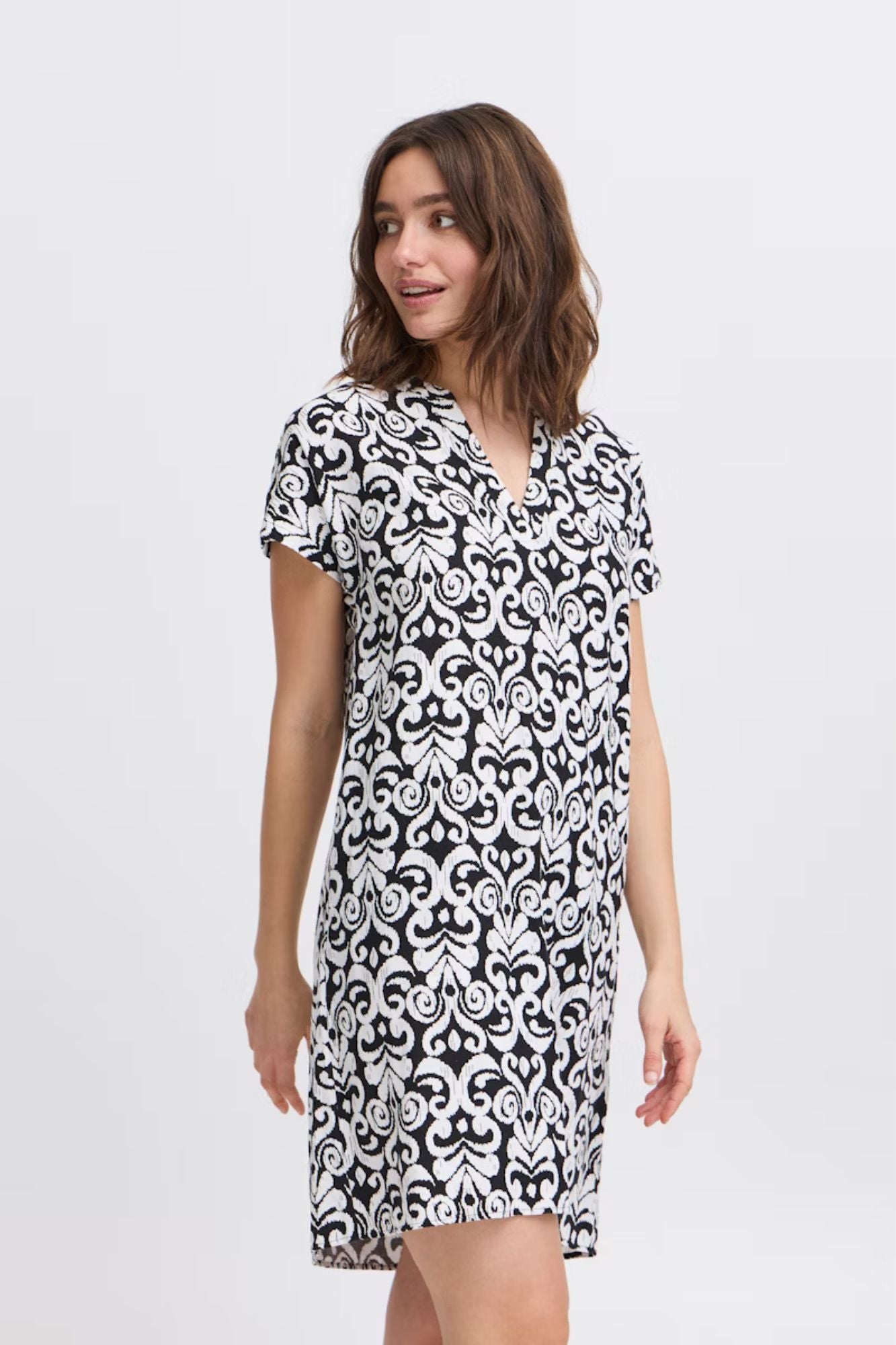Falakka V Neck Dress