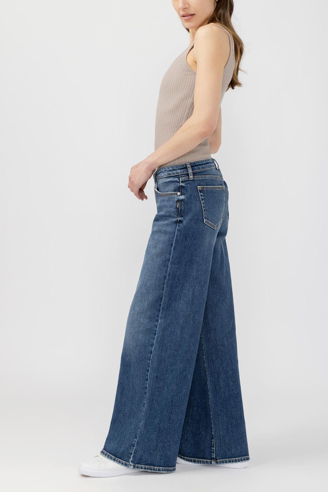 Low Rise Baggy Jeans