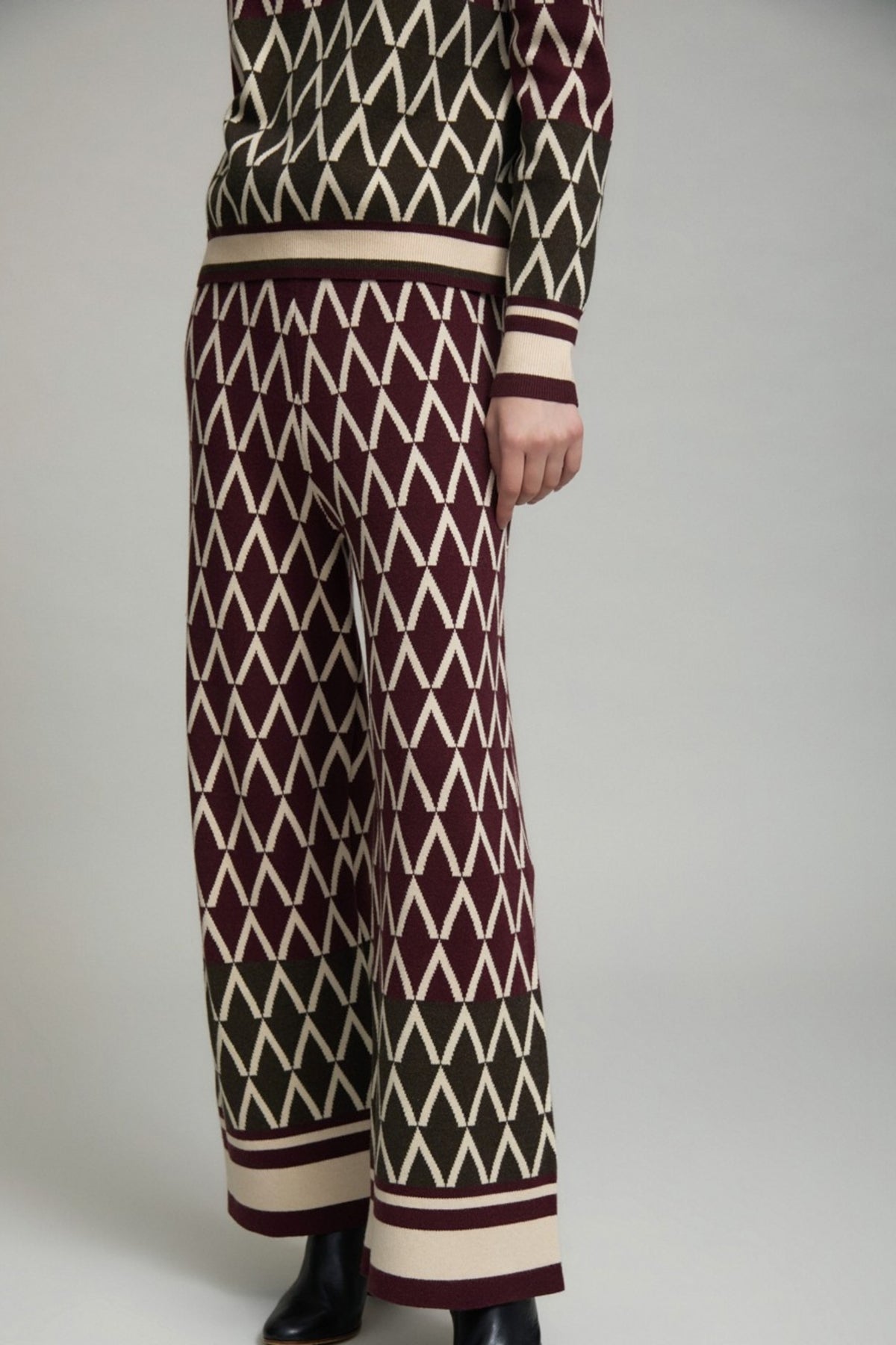 Geometric Jacquard Pants