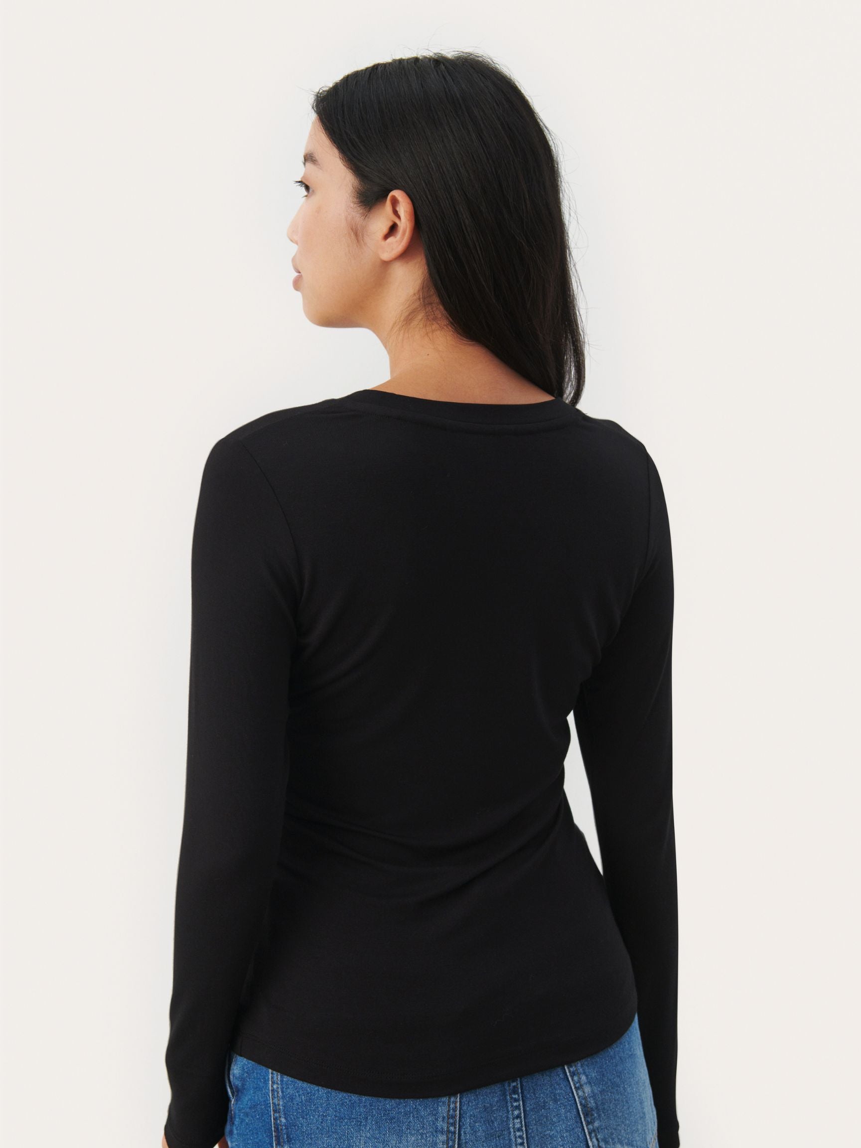 Emaja Long Sleeve