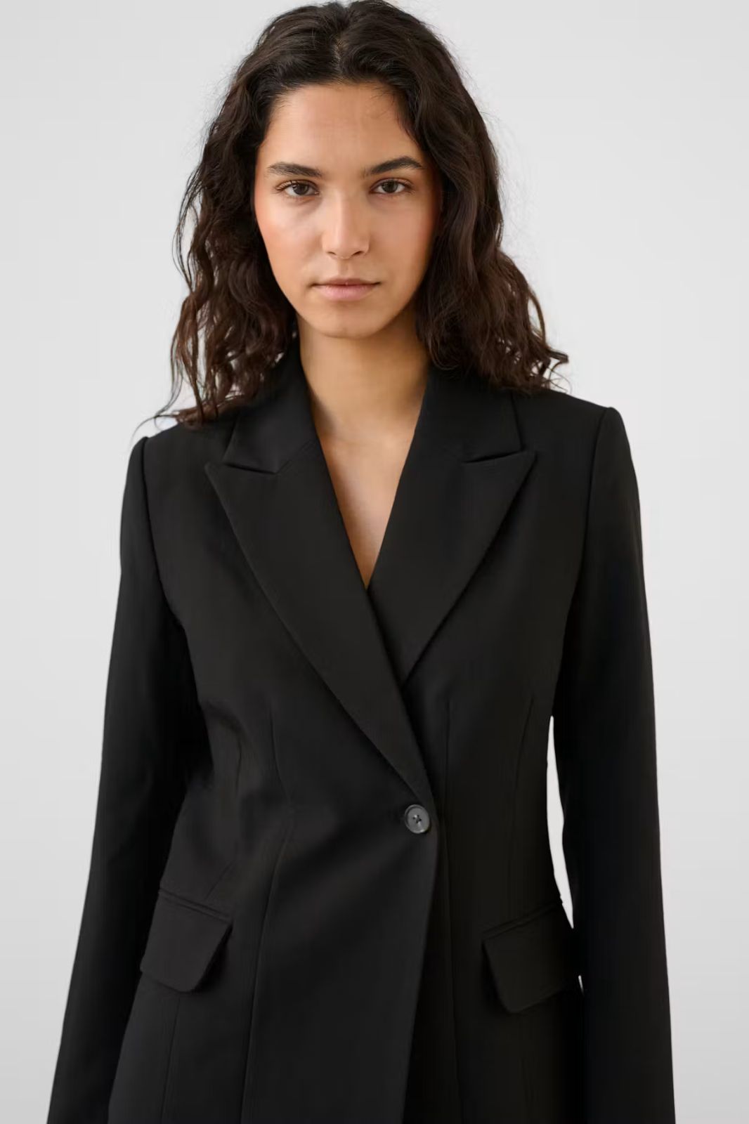 Corinne Fitted Blazer