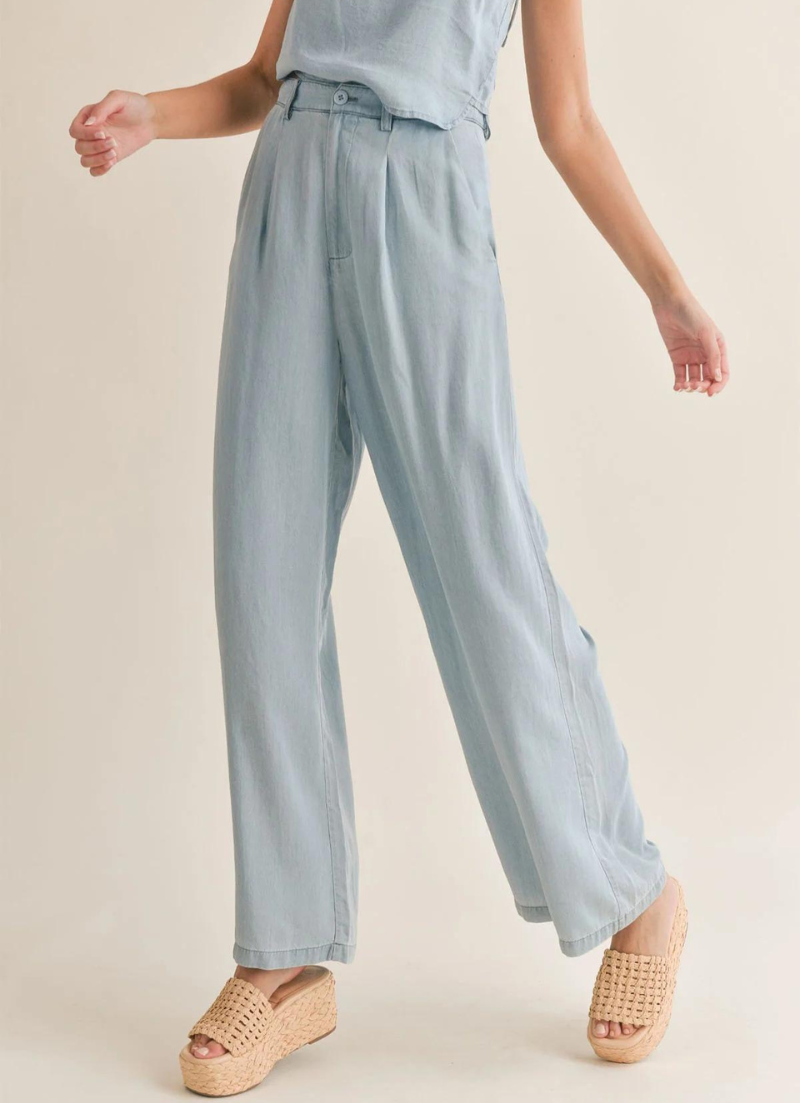 Soft Breeze Chambray Pant