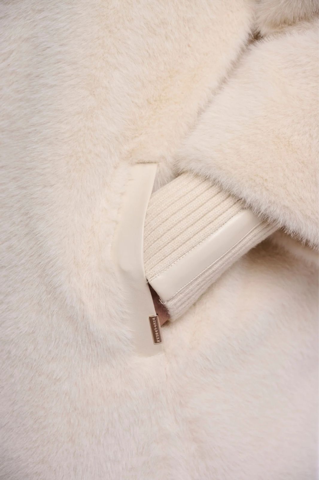 Pilar Jacket