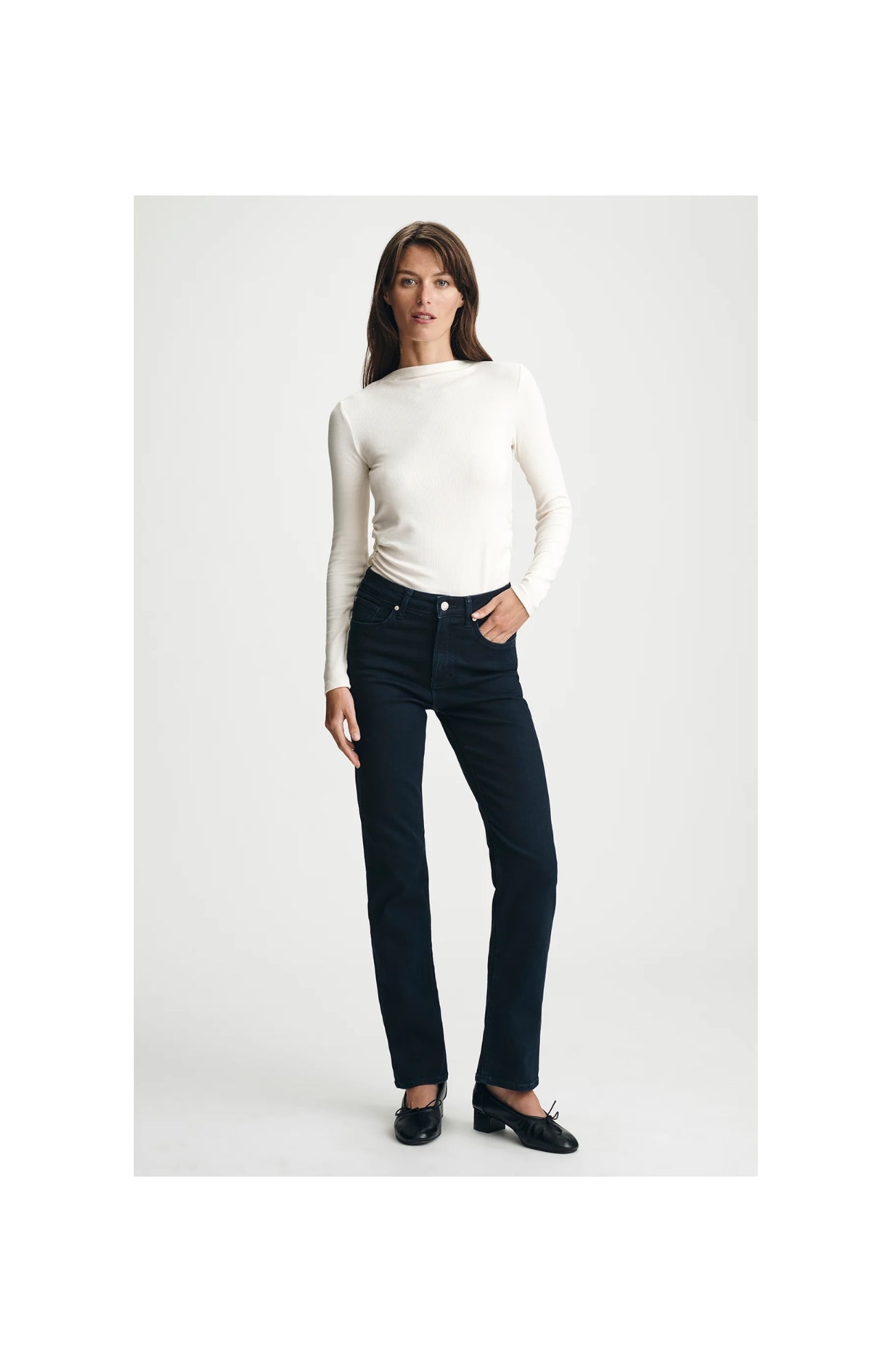 Kendra Straight Leg Jeans