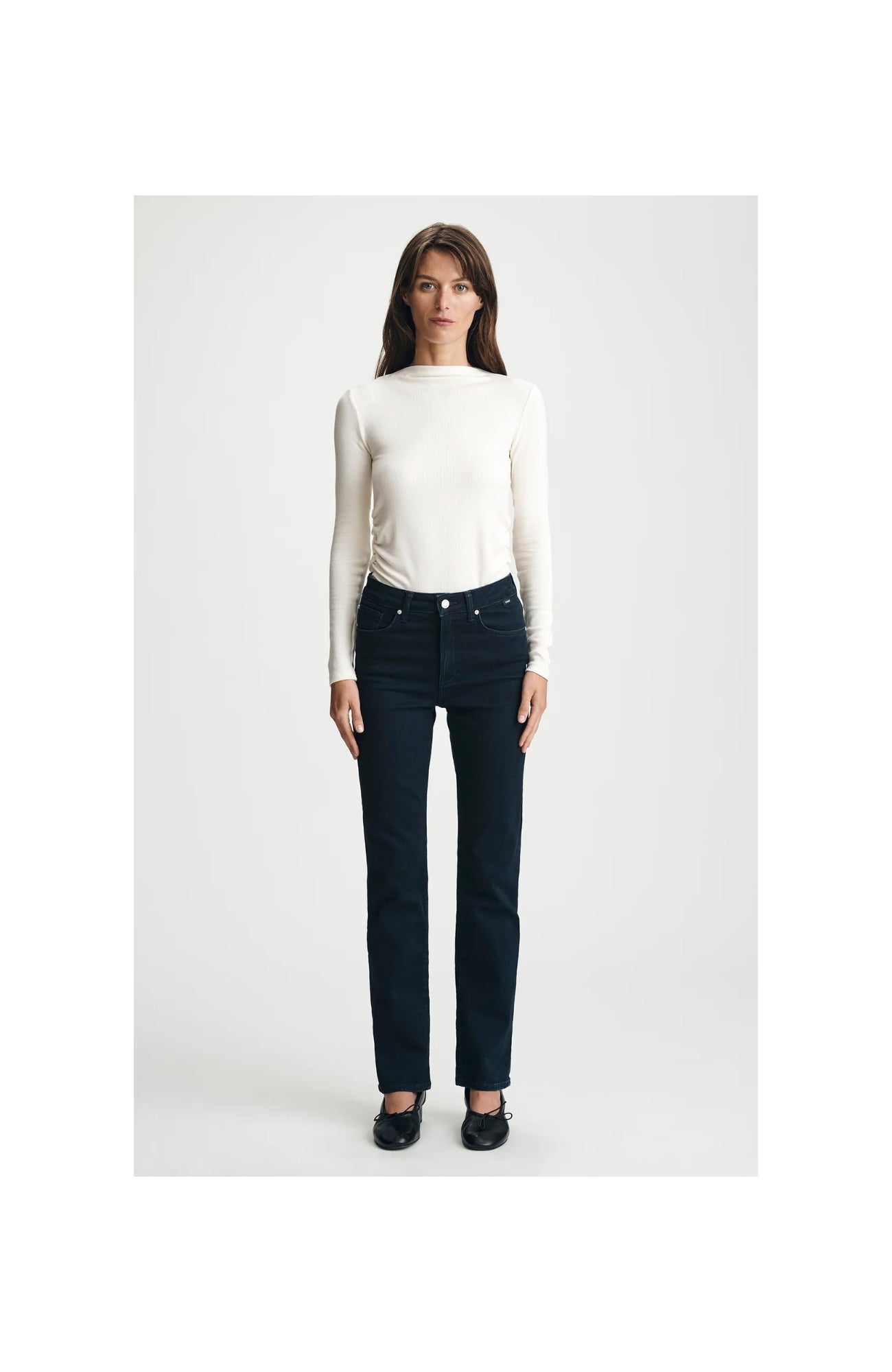 Kendra Straight Leg Jeans