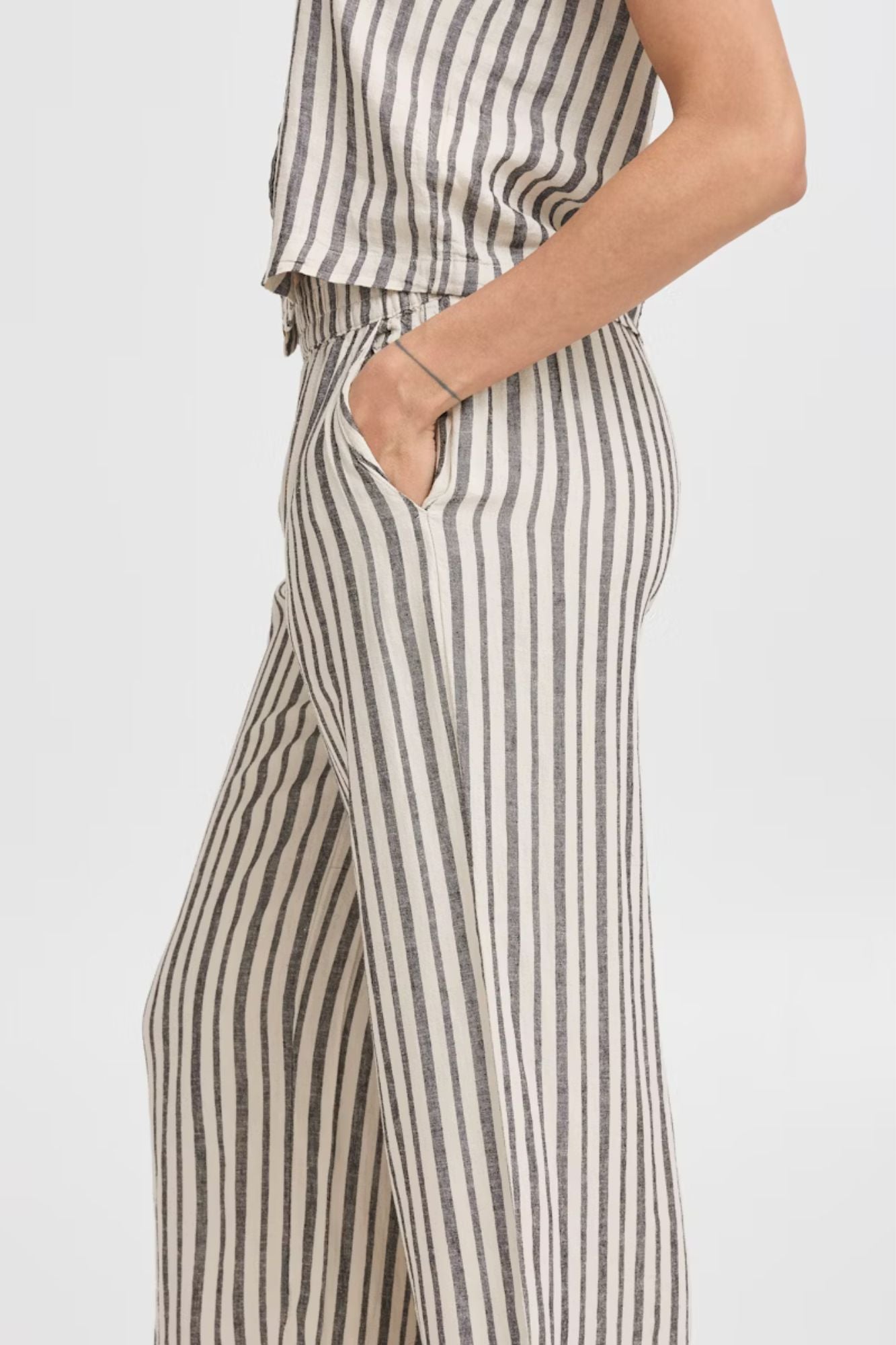 Falakka Crop Pants