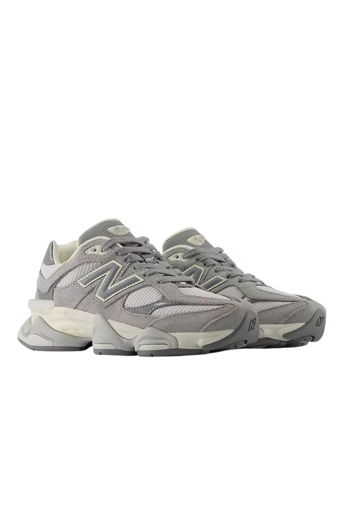 9060 Lifestyle Shoe