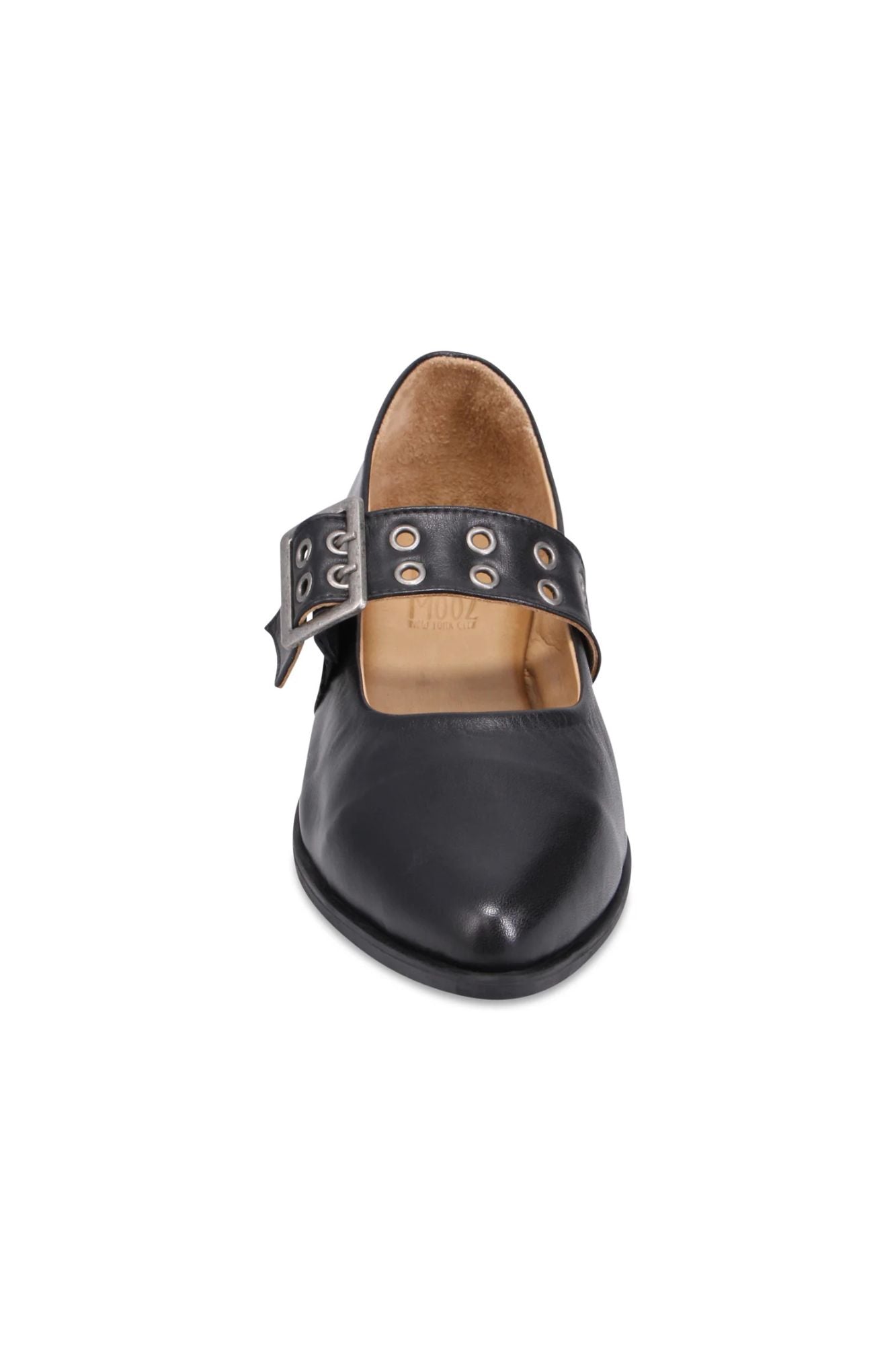 Feenix Shoe