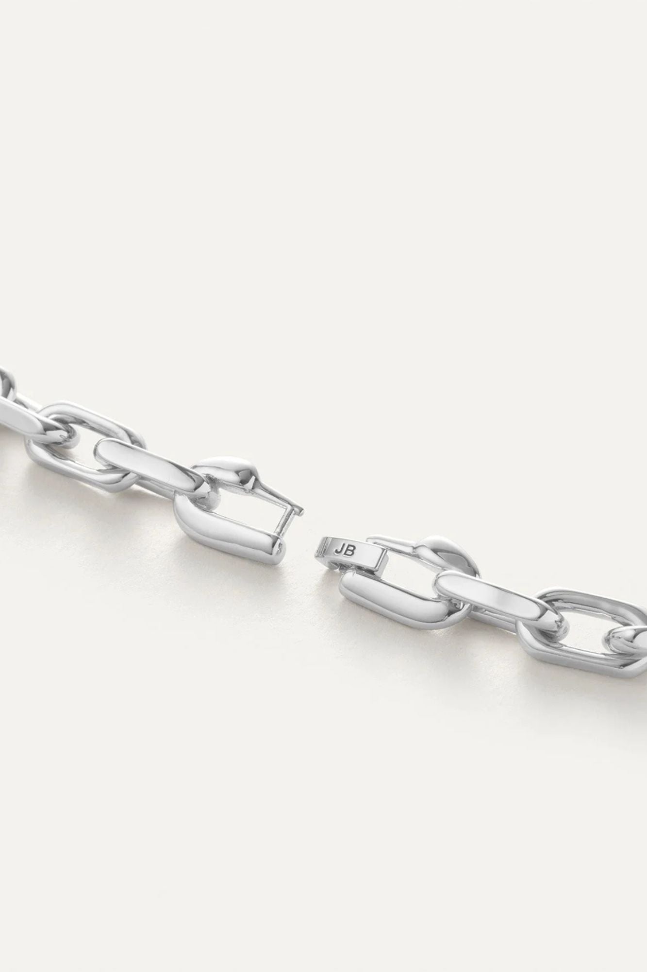 Loire Bracelet 8"