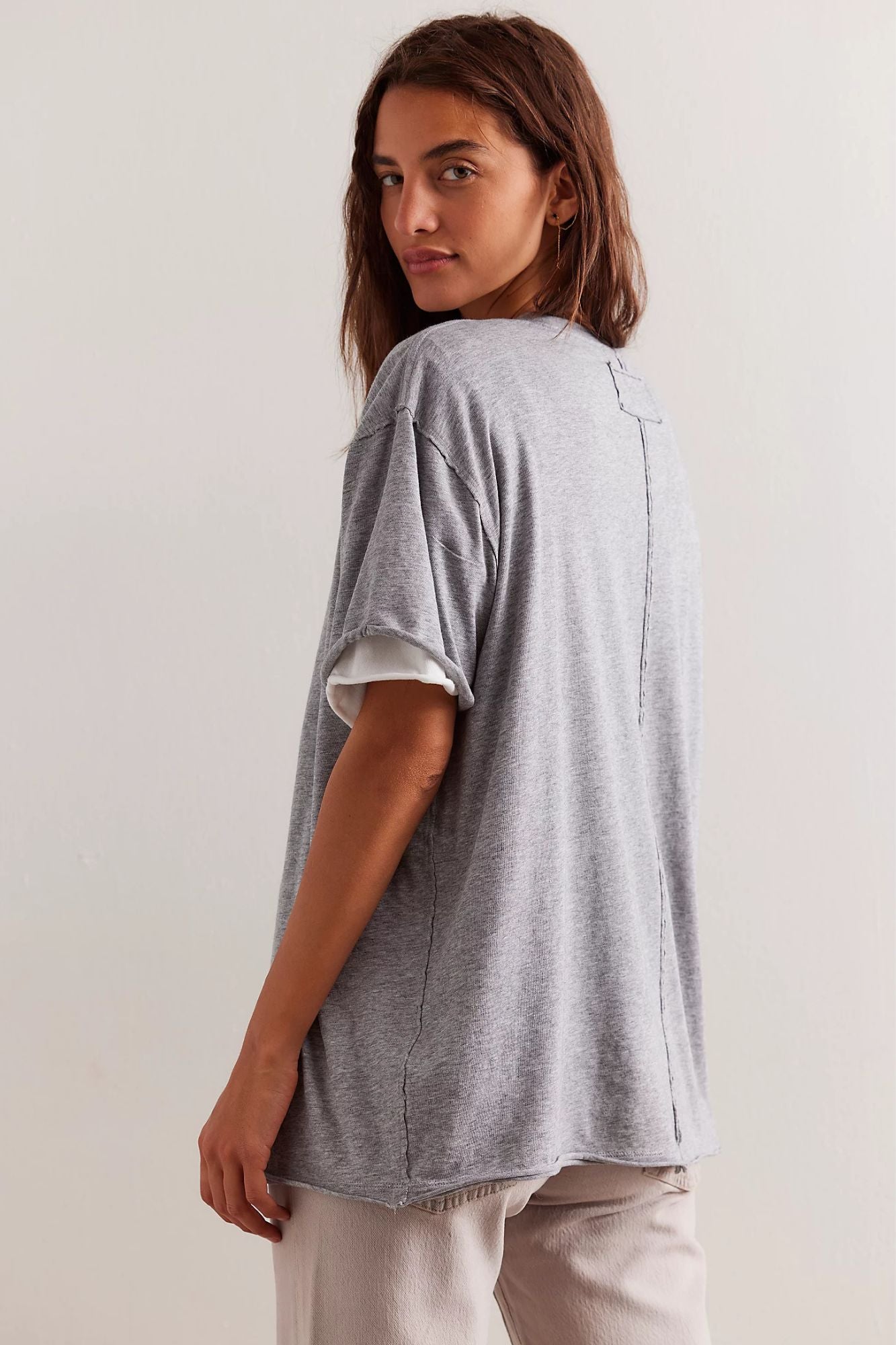 Nina Tee
