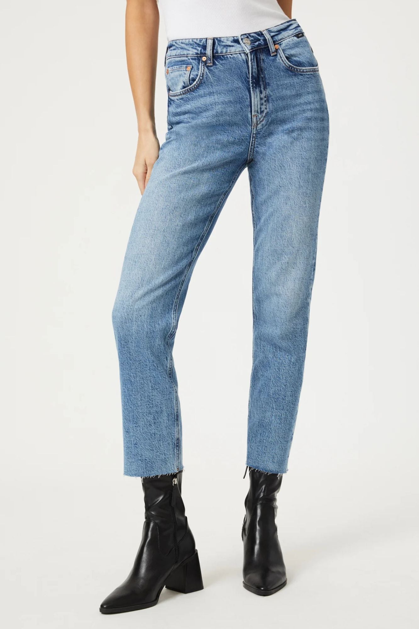 New York Straight Leg Jeans