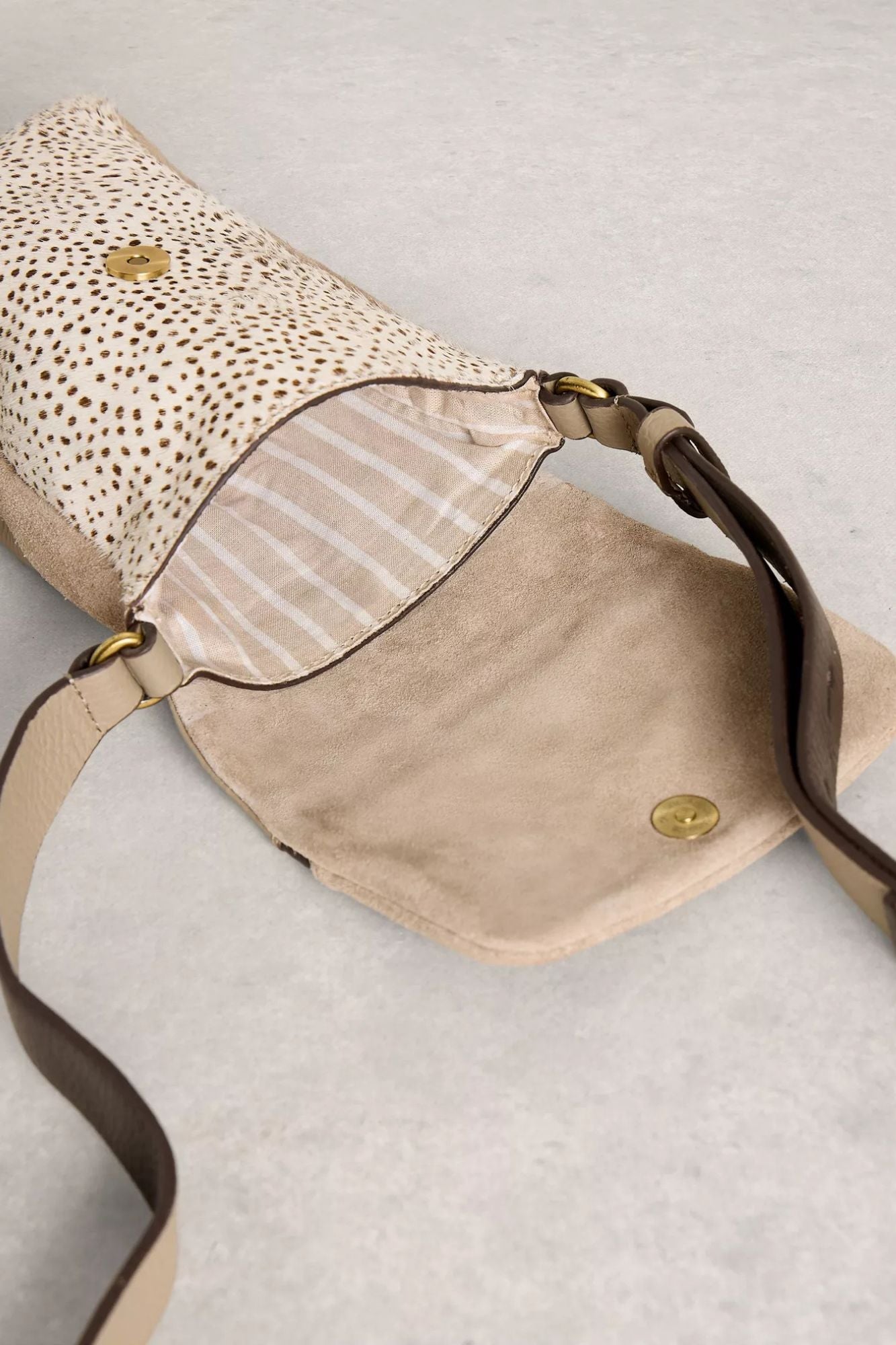 Tiggy Zip Phone Bag