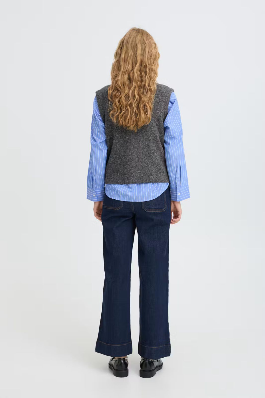 Omea Vest