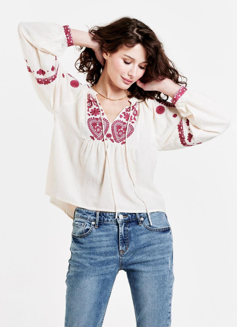 Haut à détail de broderie Natalia