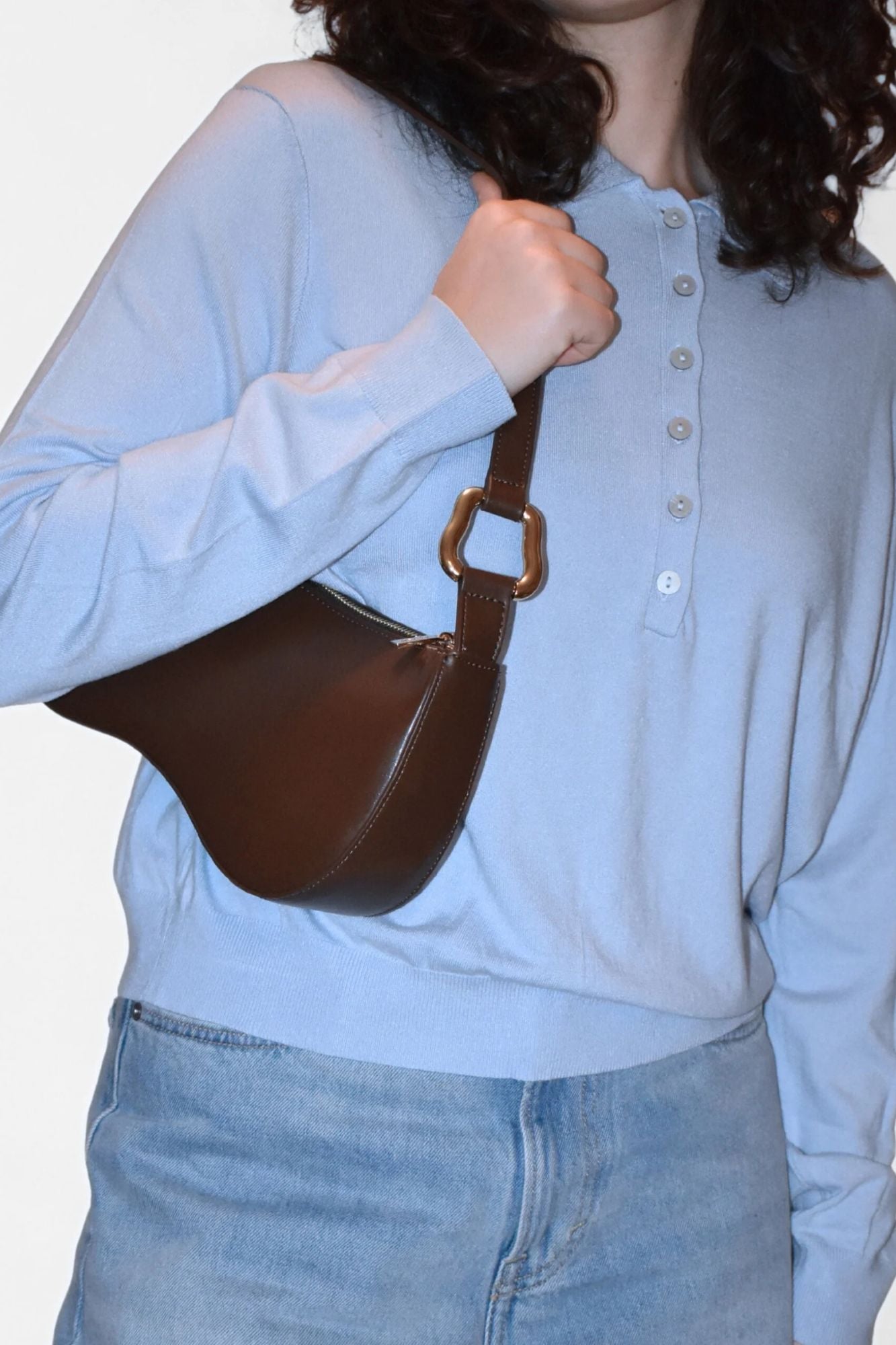 Basal Glossy Structure Bag