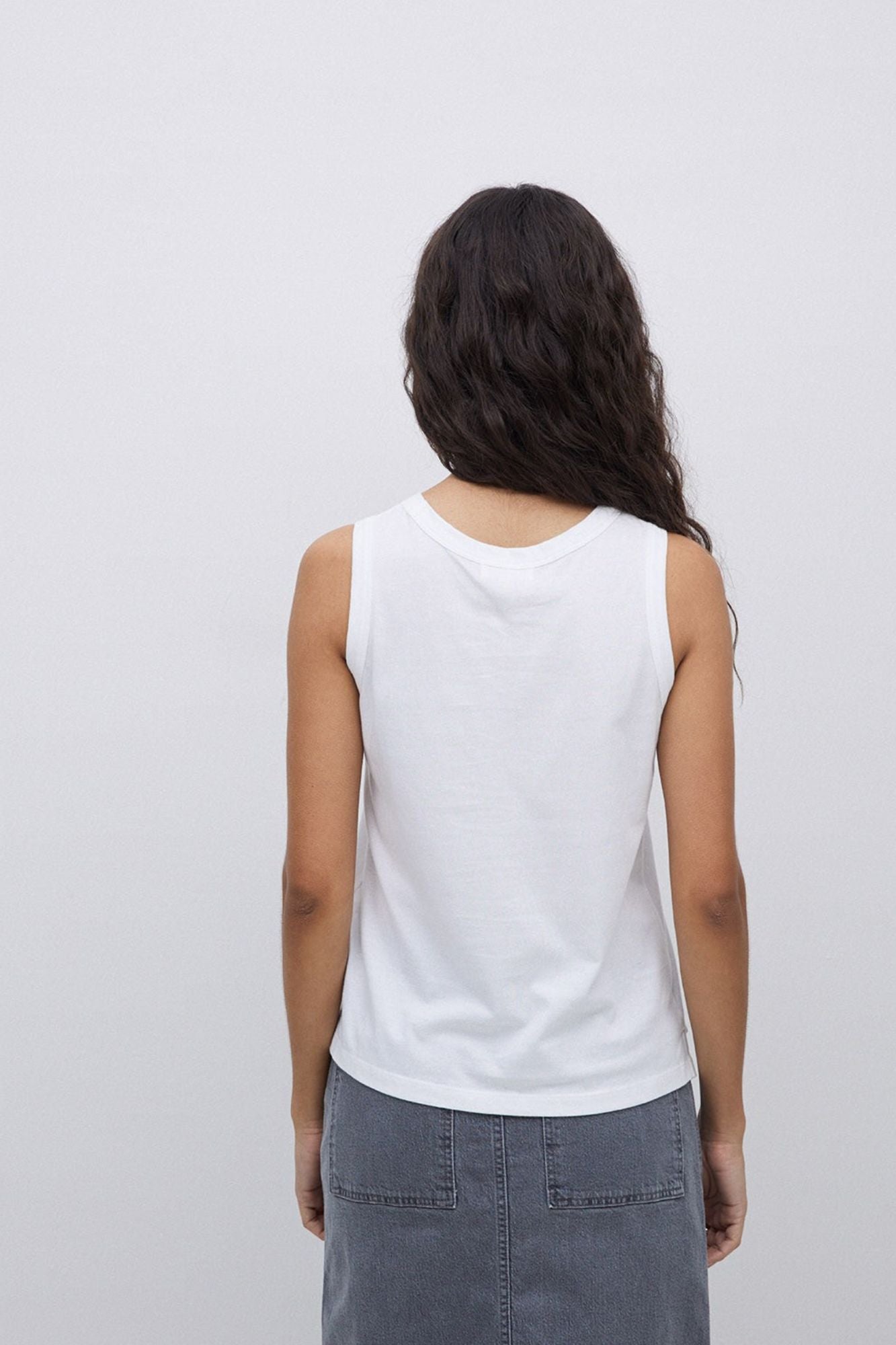 Basic Round-neck Top