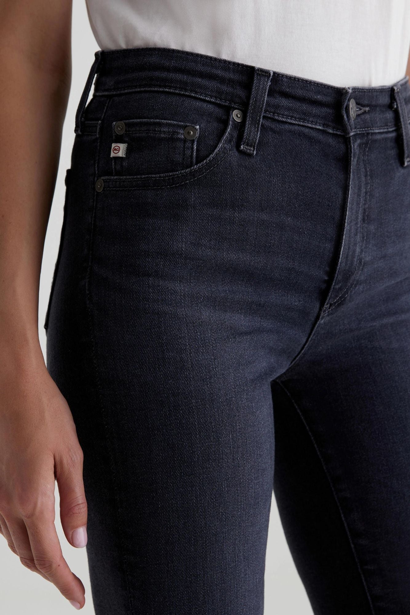 Mari Mid-Rise Slim Straight Extended