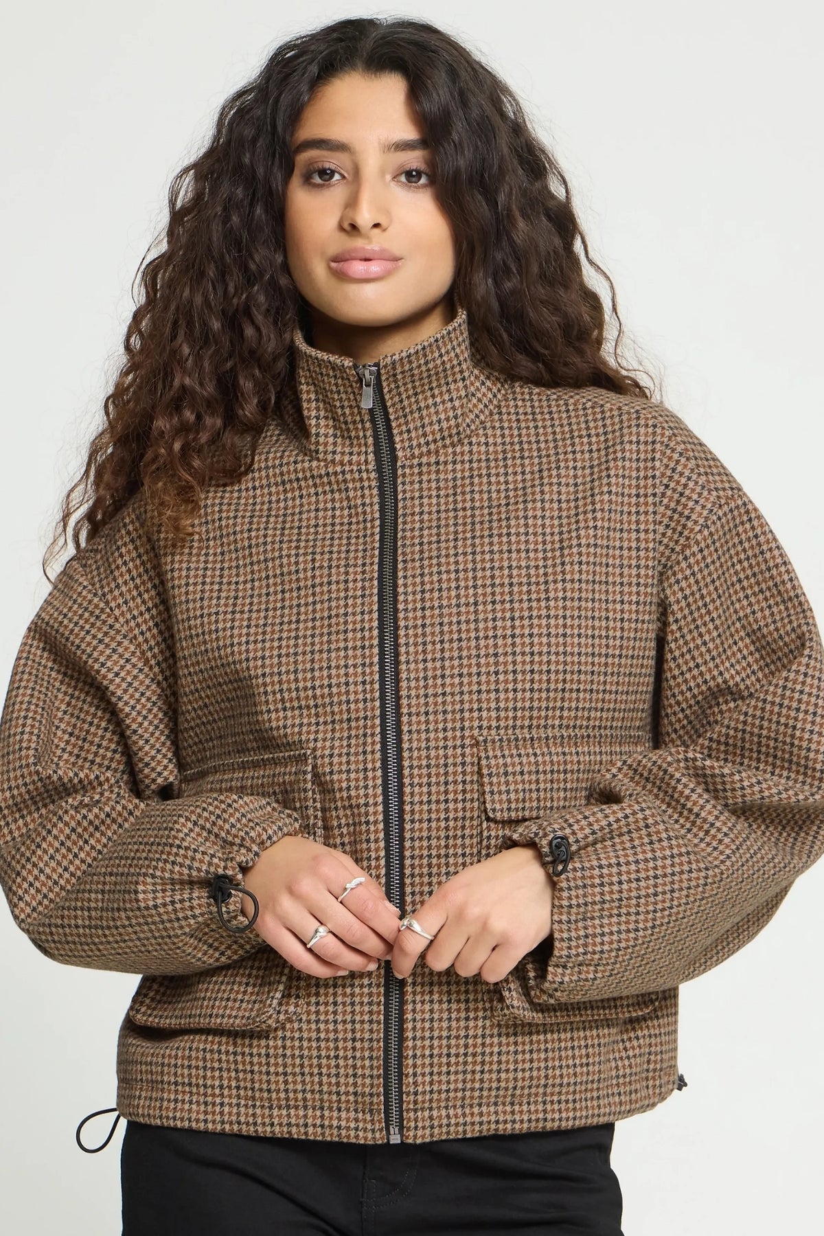 Esolu Jacket