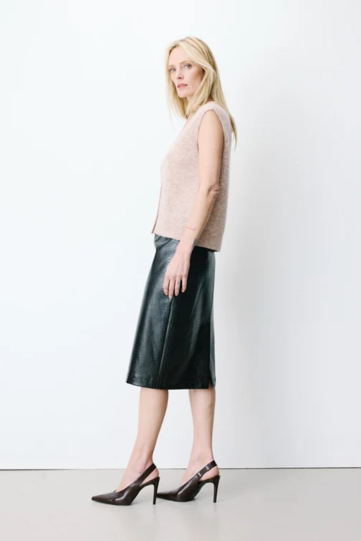 Nars Cardigan