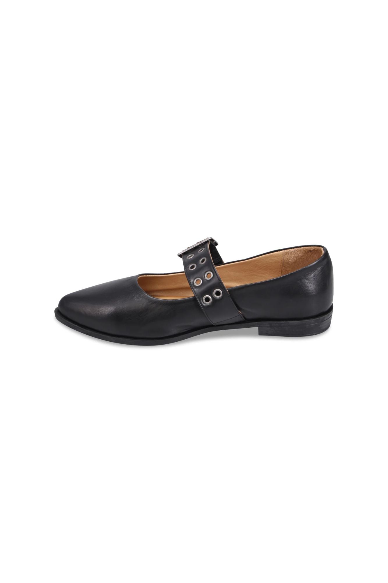 Feenix Shoe