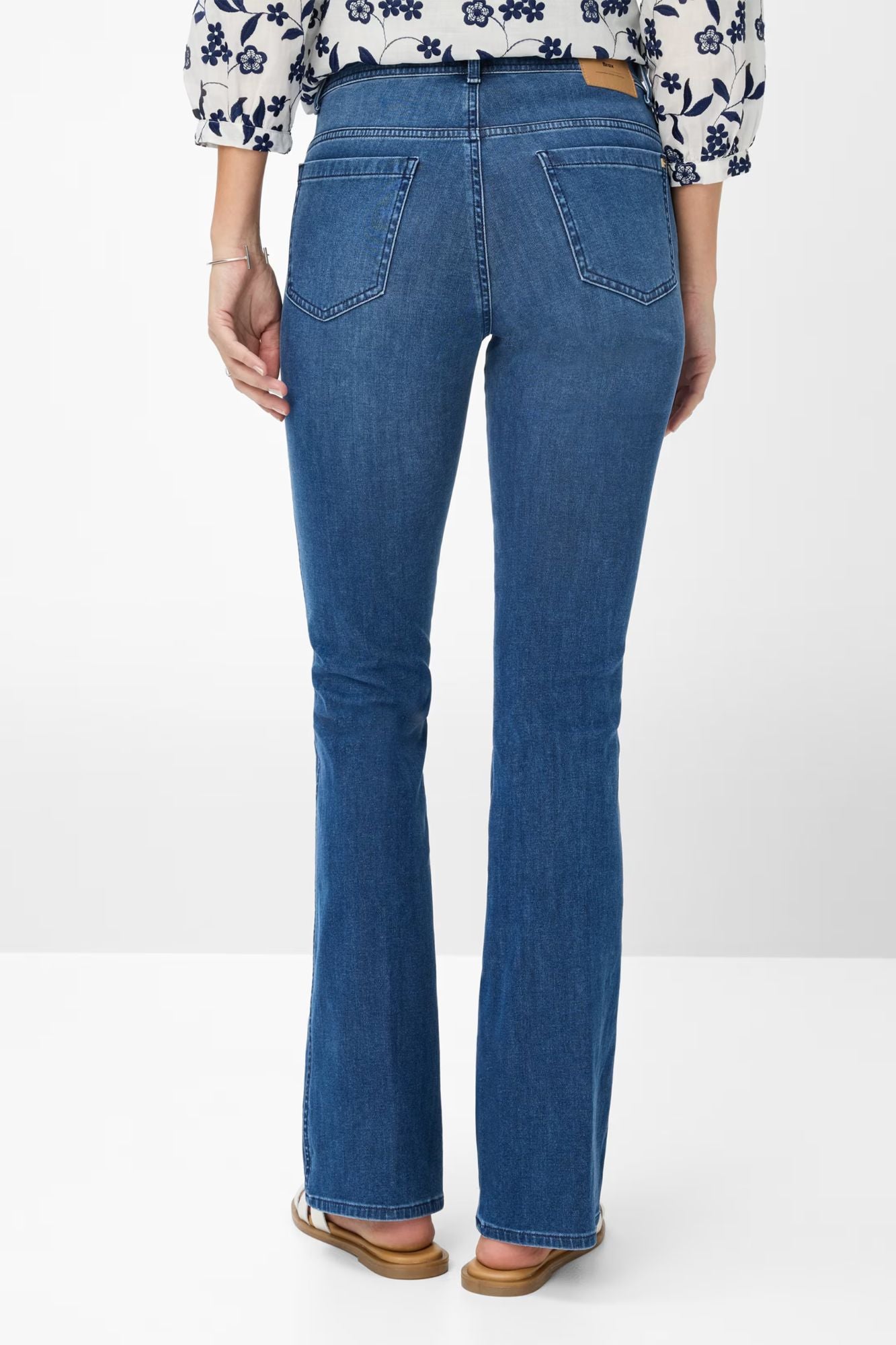 Shakira Slim Boot Cut Jean