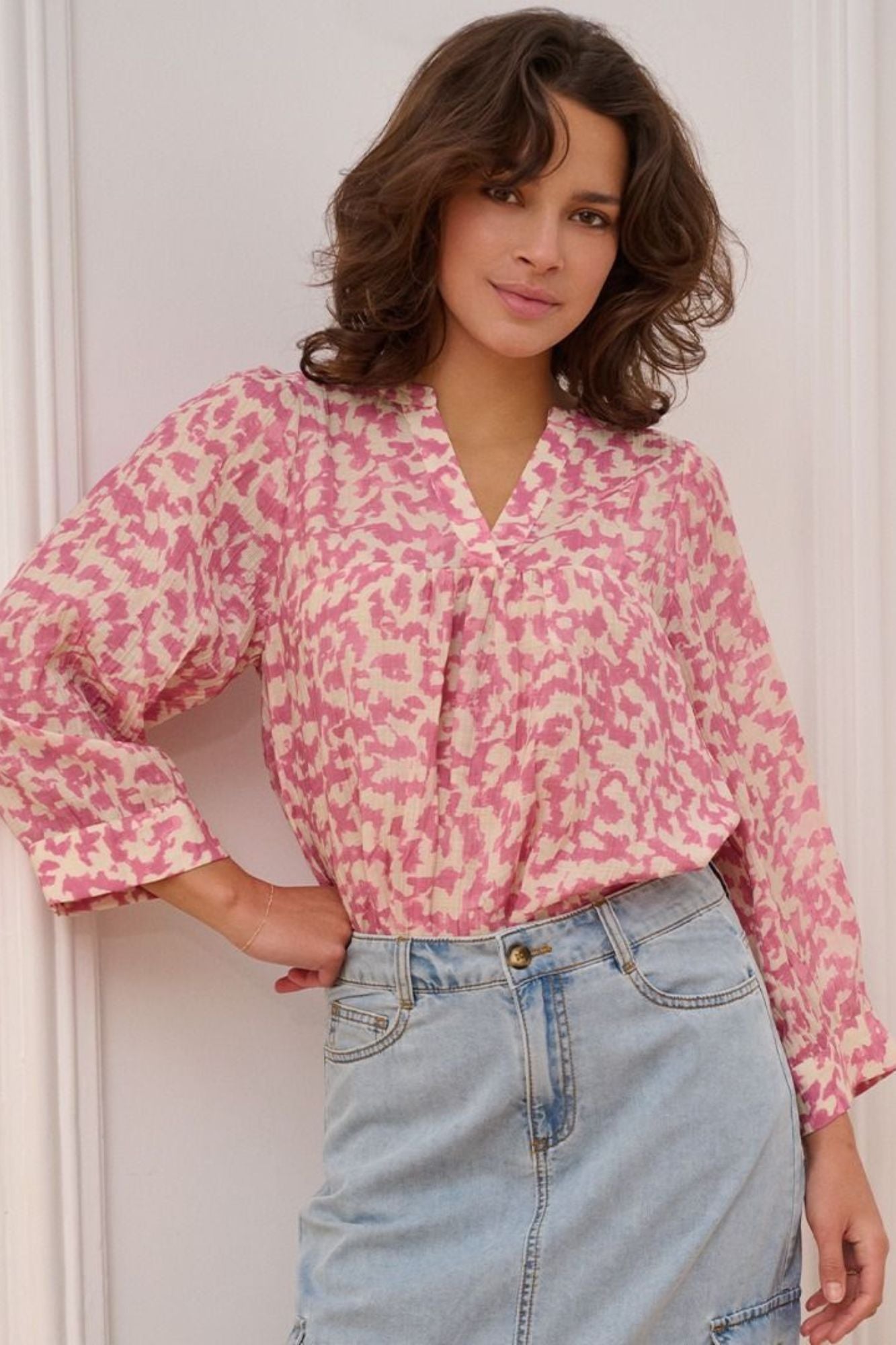 Blouse Floral Retreat