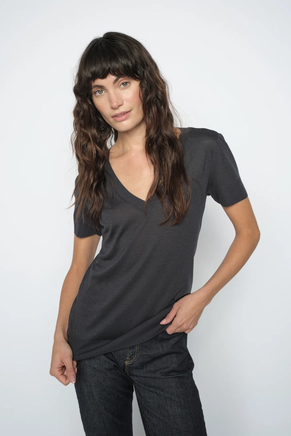 Sink V-Neck Tee