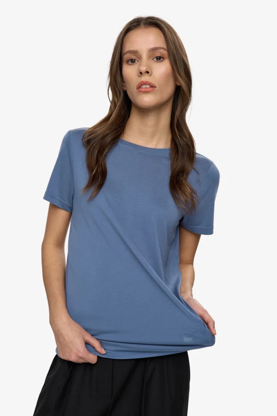 Rynah Tee