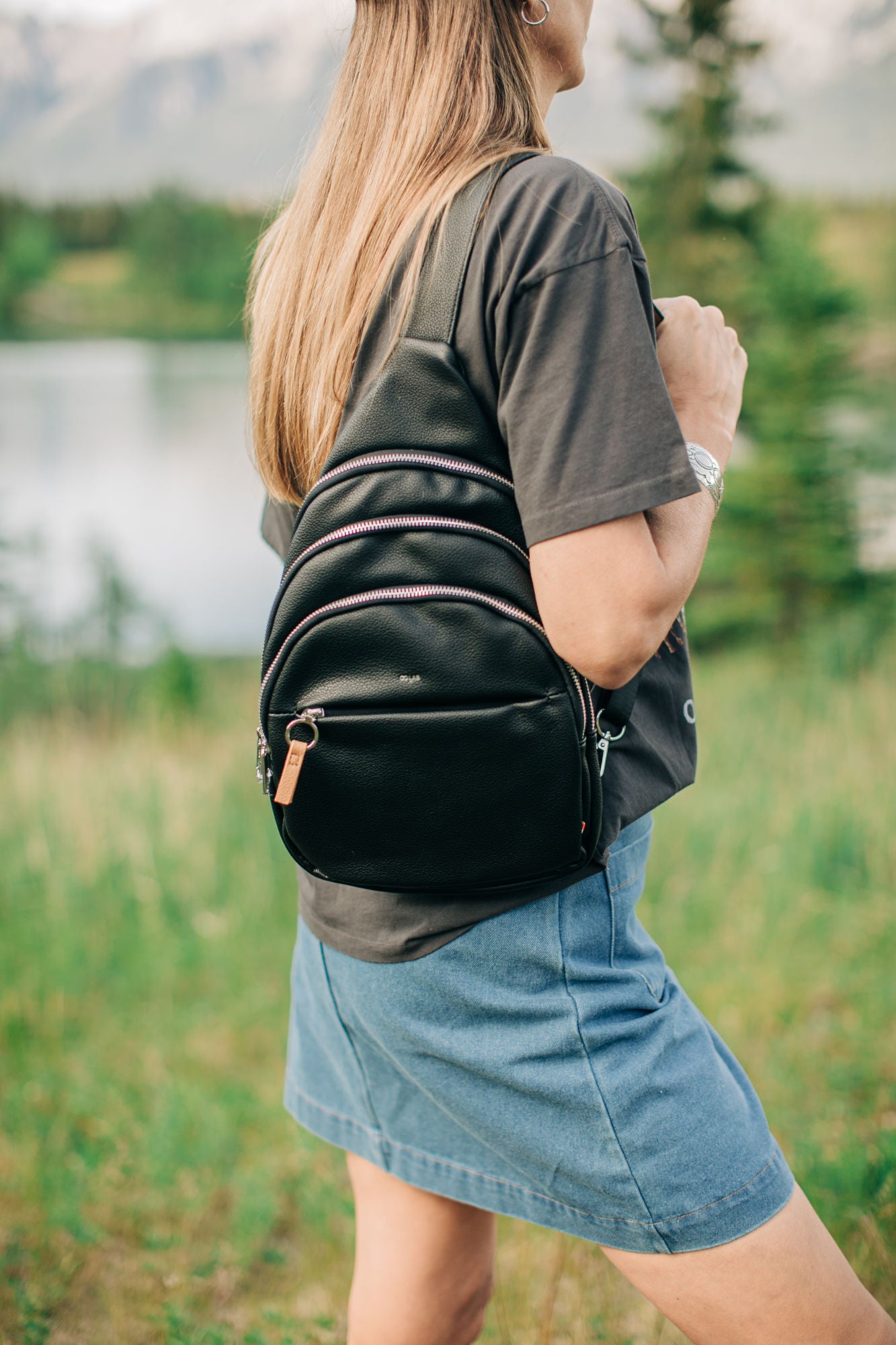 The Folio Slingbag