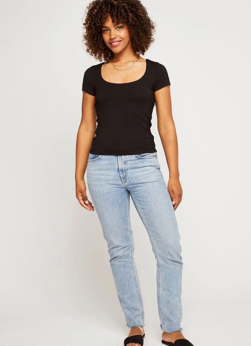 Karis Tee
