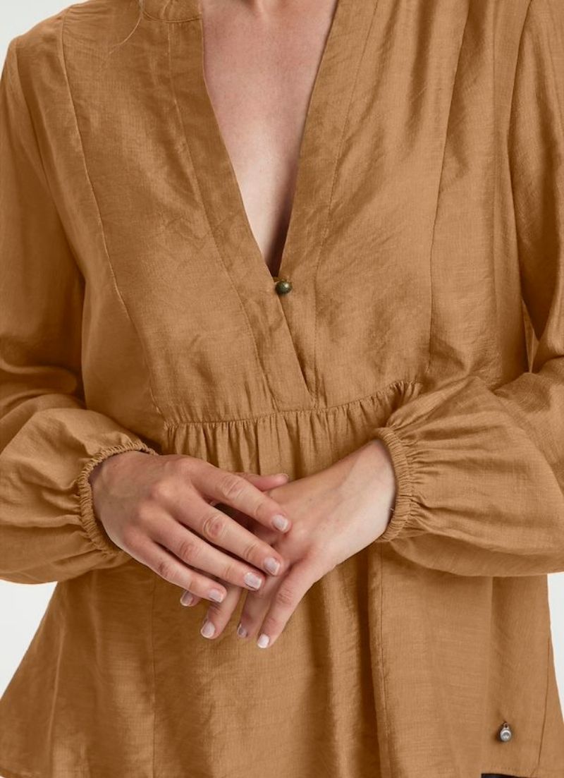 Liselln Blouse