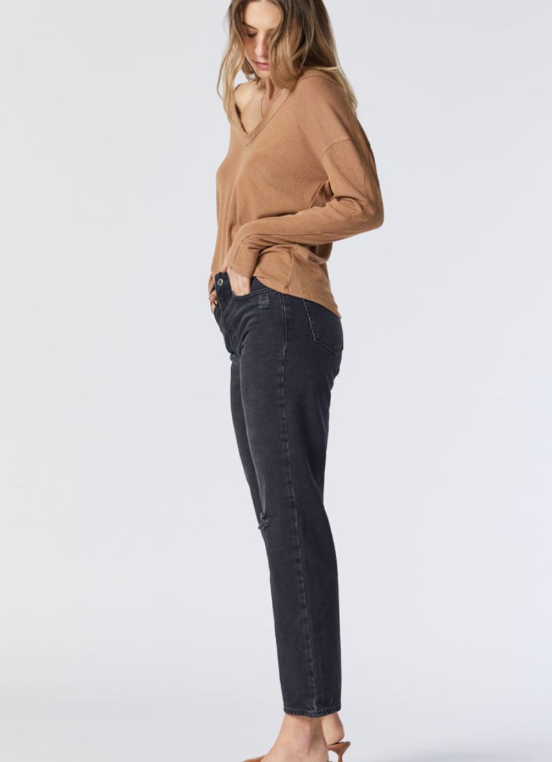 Barcelona | Dark Smoke Organic Blue I 31"