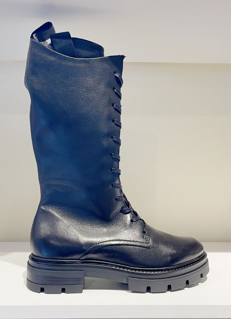 MJUS - Lace Up Boot
