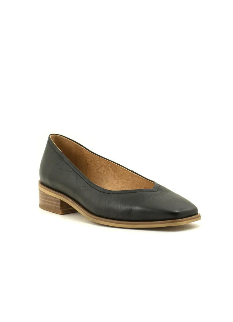 Rafer Shoe