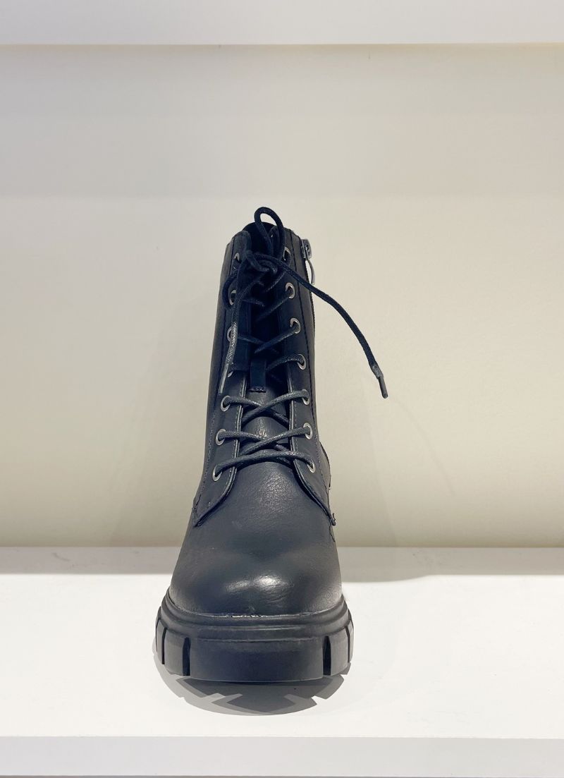 Dirty Laundry - Newz Boots
