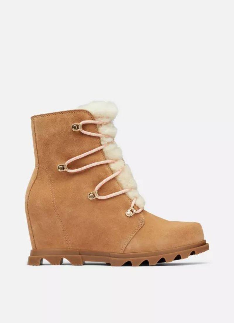Joan Of Arctic Wedge III Laze Cosy
